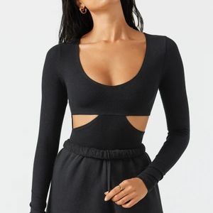 Joah Brown Long sleeve cut out long sleeve ribb top in s/m In Gret Condition